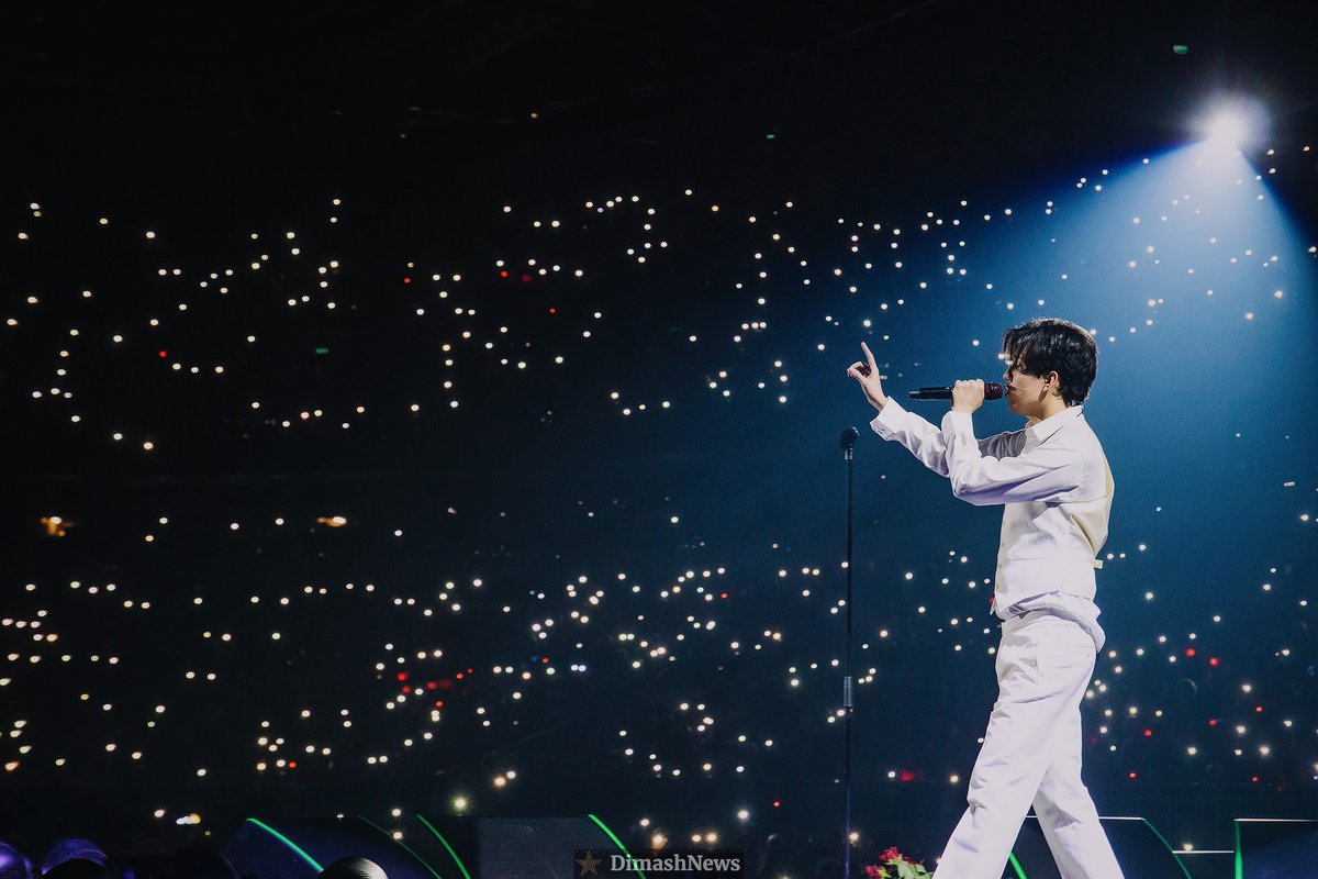 Димаш кудайберген фото. Последнее выступление димаша. Последнее выступление димаша. Димаш кудайбергенов новая волна 2021. Димаш кудайберген в китае 2017.