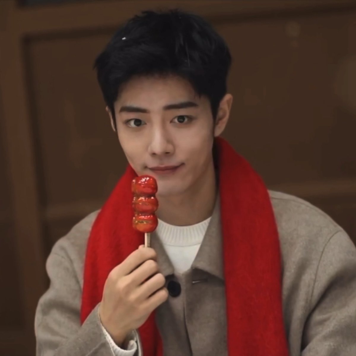 HELP WHY IS HE SO CUTE