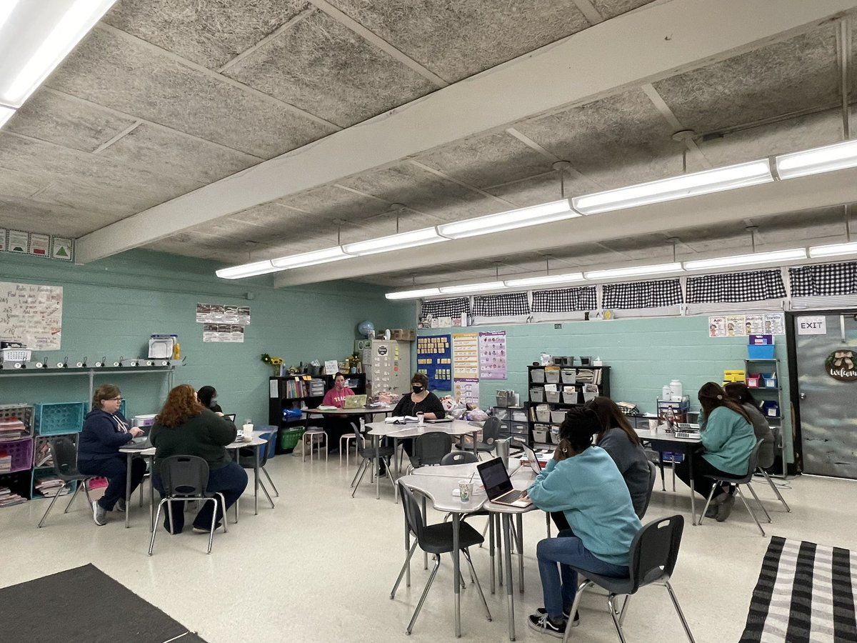 East Side tweet media