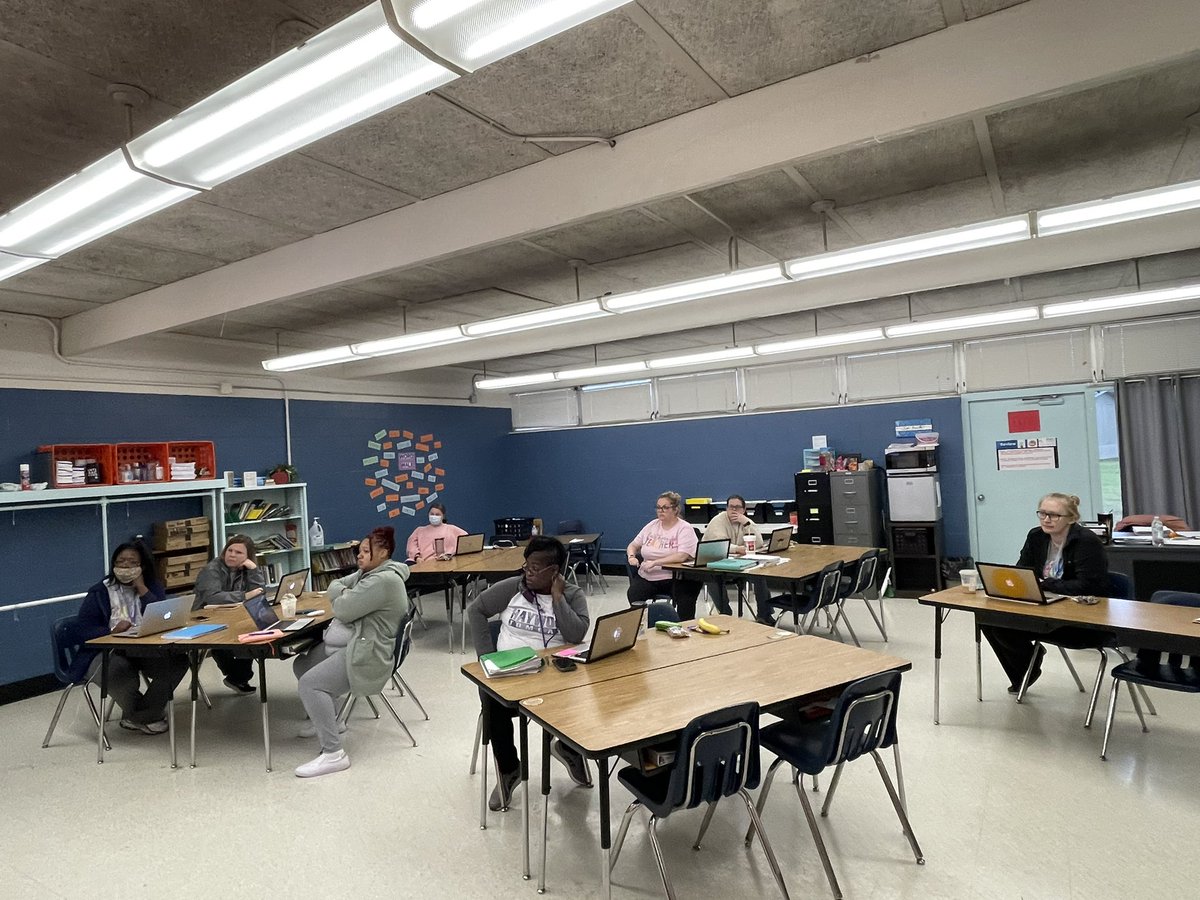 East Side tweet media