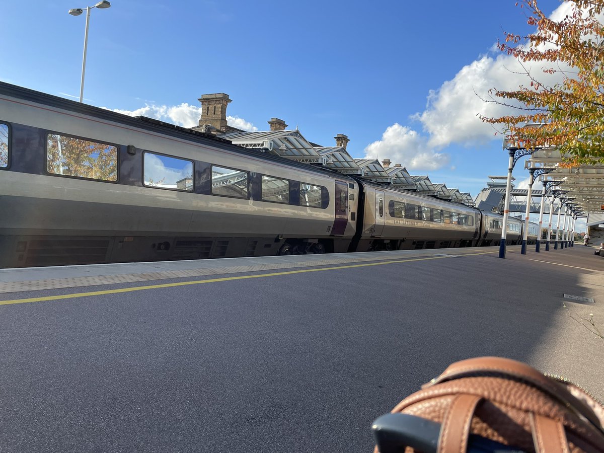 PennyPullan's tweet photo. On my way to London by train, to present at the #PMOconference 2021 tomorrow. Feels a bit like 2019, except for #mask etc. Glad I checked my clicker as the batteries had died! Oh and I had to upgrade my HDMI adapter for my new laptop. #oldhaunts https://t.co/zZjVT2T1fP