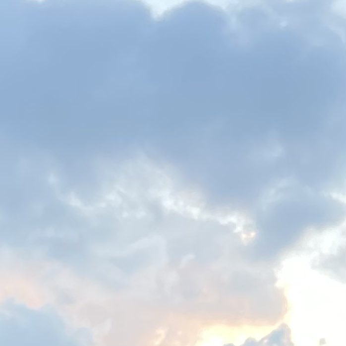 itfeelword's tweet image. ไม่ว่าจะยุ่งแค่ไหน ก็ต้องหาเวลาให้ตัวเองได้มองท้องฟ้าบ้างนะ ;-)