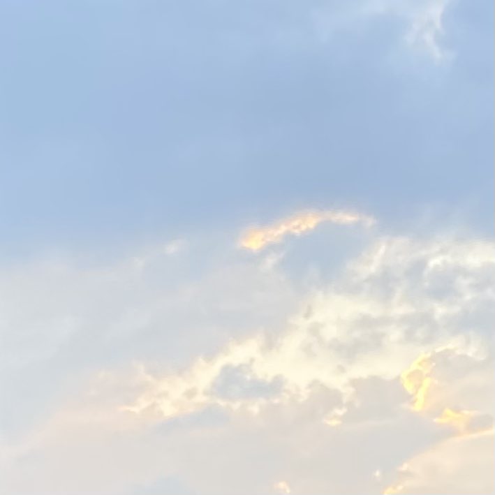 itfeelword's tweet image. ไม่ว่าจะยุ่งแค่ไหน ก็ต้องหาเวลาให้ตัวเองได้มองท้องฟ้าบ้างนะ ;-)