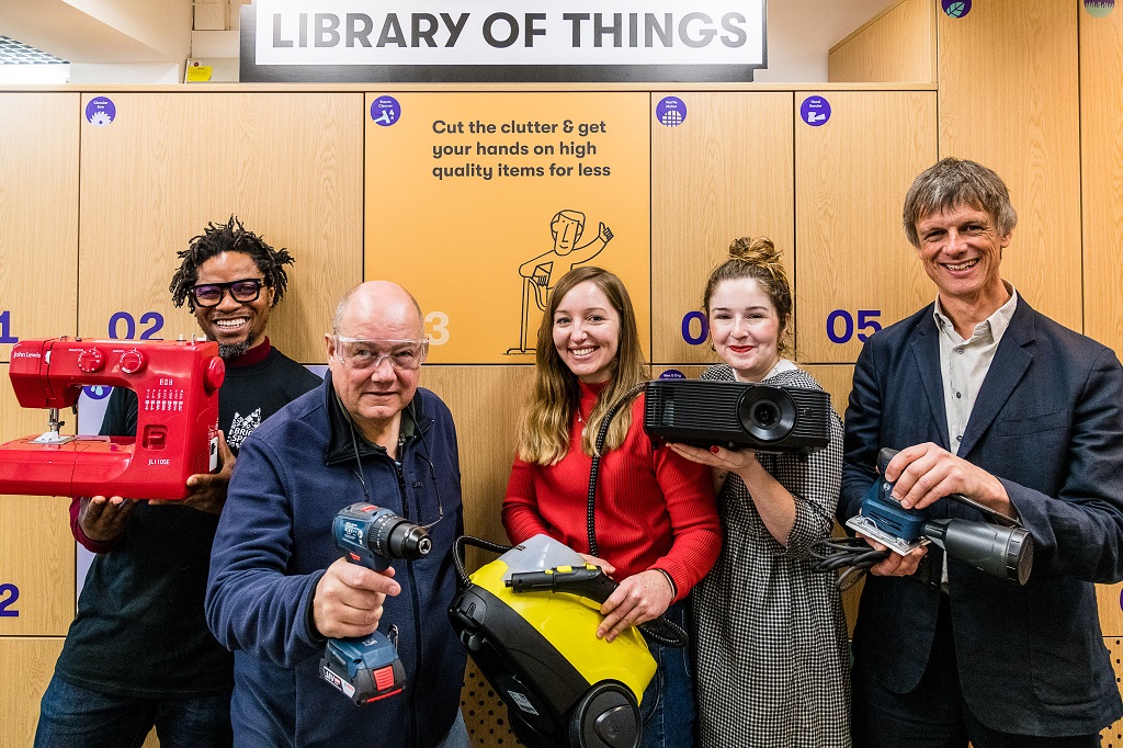 IslingtonBC's tweet photo. Find out more about the store, and Islington’s efforts to create a cleaner, greener, healthier borough that can tackle the #ClimateEmergency: https://t.co/CERE1YHrrz https://t.co/RsQrK0CQzR