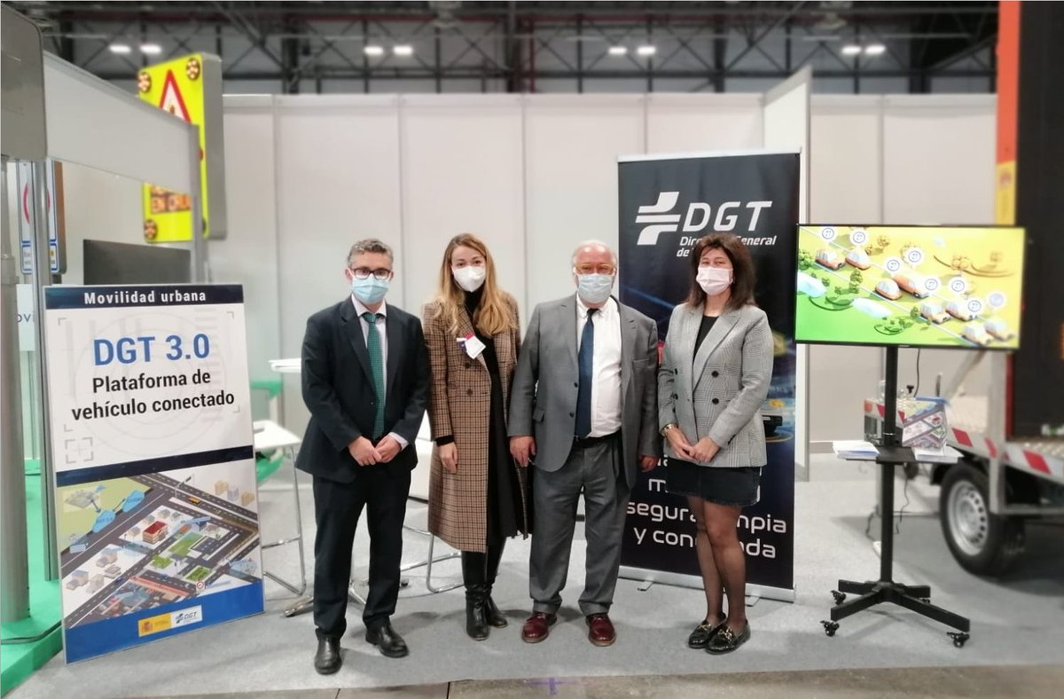 ImpulsoMobility's tweet photo. Arrancamos la semana en @trafic_ifema con presencia de PONS en dos proyectos: DGT 3.0 y DITRA, con un denominador común: nuestra apuesta por la innovación, la movilidad segura y la sostenibilidad. ¡Enhorabuena @DGTes @IFEMA por la convocatoria! #SomosPONS https://t.co/x84ldhWzXF