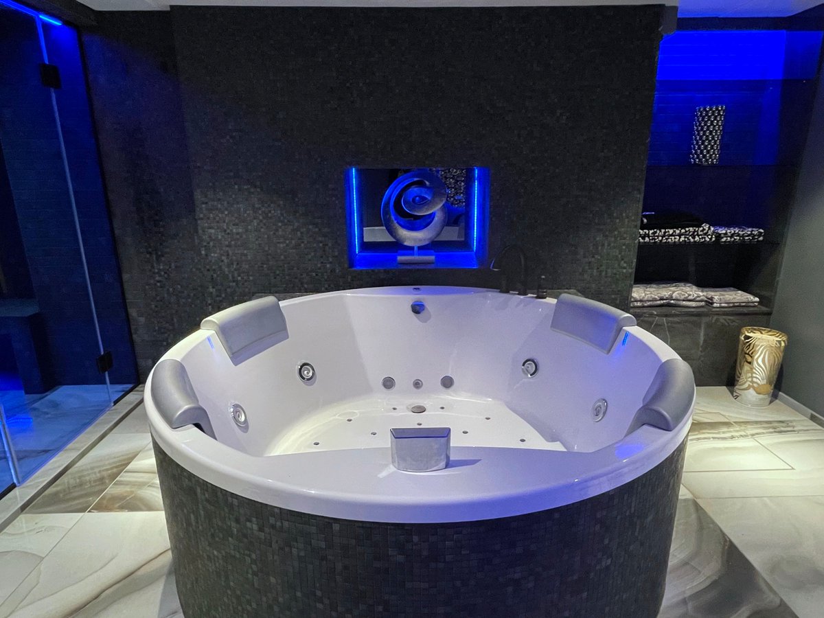 Bring the luxury of the spa into your home. The smart grey tiles form a strong and neutral base that anchors the rest of the scheme and provides a foundation for colour changeable lighting

The perfect way to relax in style in the comfort of your own home! #spa #homespa #jacuzzi