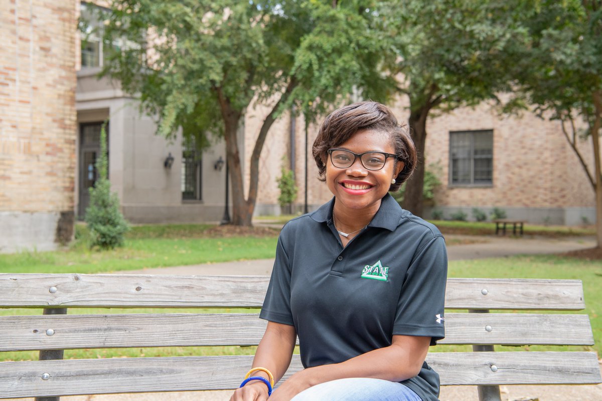 DeltaState's tweet photo. Student Spotlight: Synethia Mathews 
Senior | Marketing &amp; CIS | West Point, Miss.

It’s her birthday 🎉 https://t.co/AyEn6fA1ij