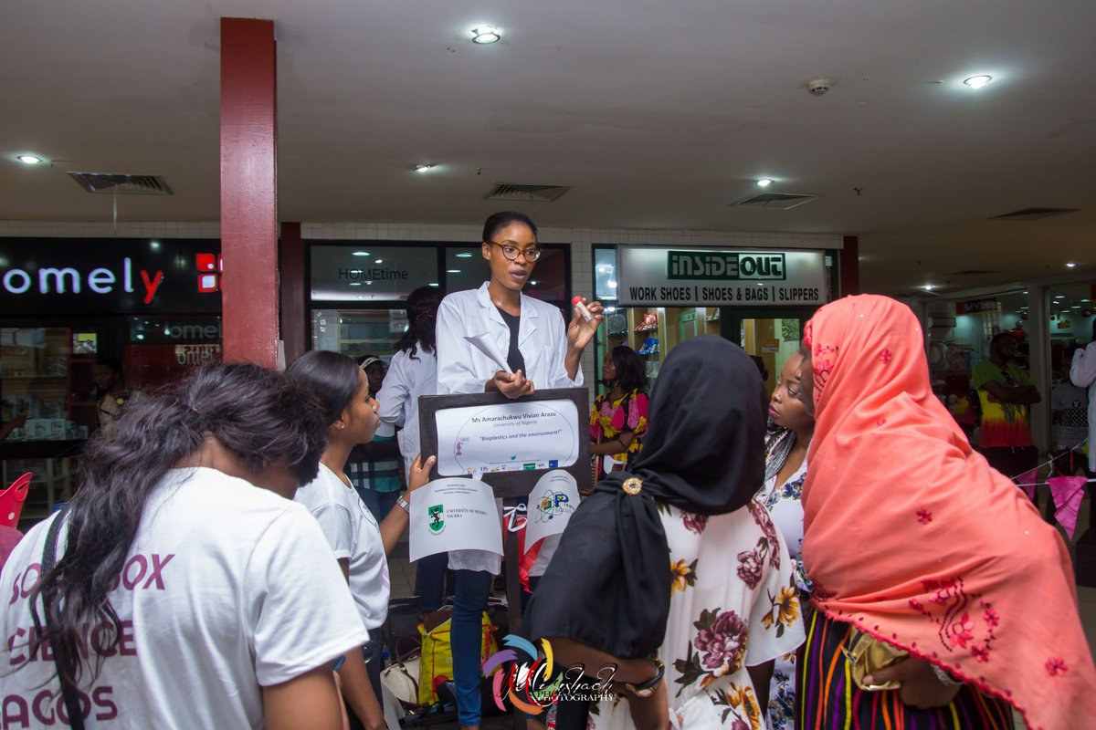 SoapboxLagos's tweet photo. It's that time of year again! Get ready for a wonderful afternoon of #science on Sat Nov 6, 1 - 4 pm WAT as @SoapboxScience #Lagos comes to your homes LIVE. Register: https://t.co/KqbvopdX3T

Pics are from our 2019 event. #WomenInScience #scicomm #nigeria #STEM #research #health https://t.co/KyQBO4LqPC