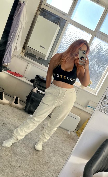 Watch liss's leaked NSFW photo on TwXstars