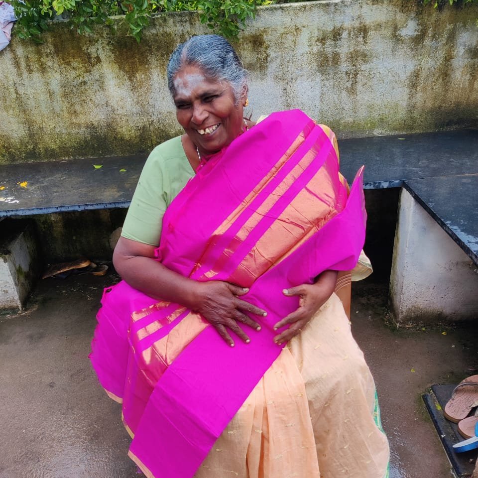 Her smile belongs to you. This granny who stays in an old age home is so happy to get a new dress after so many days as a Diwali gift.

4000+ dresses distributed till now to senior citizens in old age homes, homeless people etc.

Thanks to your donations.