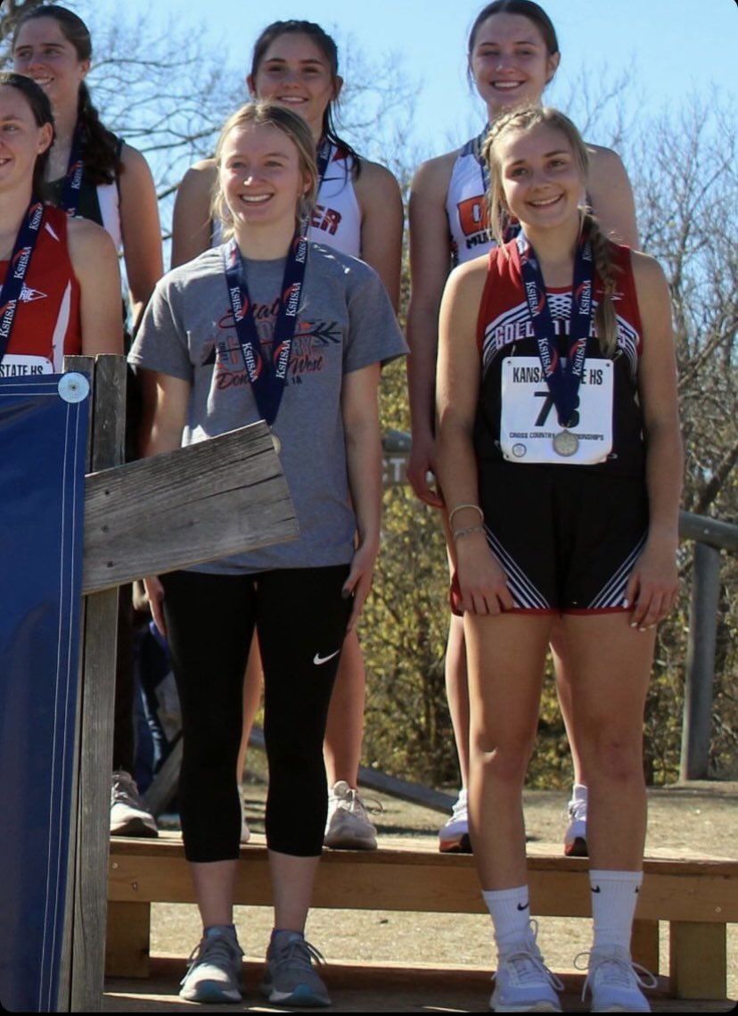 sportsinkansas's tweet photo. Emma Weiner of Golden Plains  thought she had a sprained ankle on the Saturday of state XC after tripping up the stairs at school. After winning the gold, the x-ray showed a broken fibula. She still ran and took 1st with a broken leg. 
#sportsinkansas https://t.co/B5RZvOBJ0E