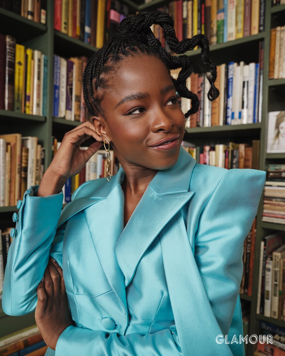 glamourmag's tweet photo. At just 23 years old, @TheAmandaGorman served as President Joe Biden’s inaugural poet, published two books within six months of each other, became the first poet to perform at the Super Bowl, and helped usher in the dawn of a new era in American letters. https://t.co/7PJnx2QUZS https://t.co/n2SOpn7KkF