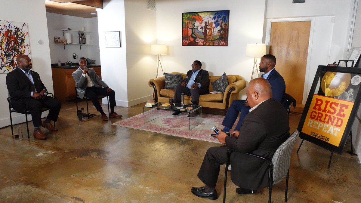 Have you voted?! Today’s the day. 🙌 

If you need a reminder about the candidates for Durham city council, check out SpeakEasy ➡️ kompleks.agency/speakeasylive