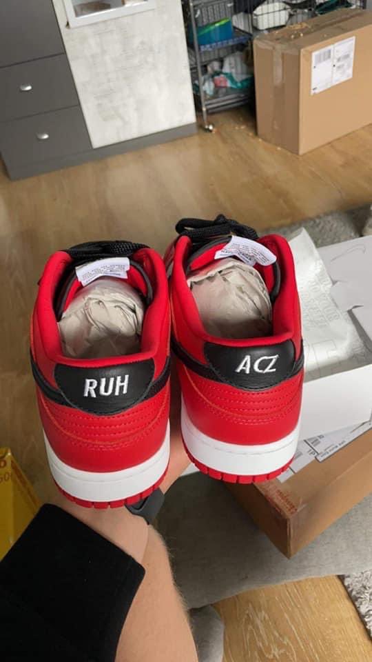 finek2115's tweet photo. LPU🥵🥵 #streetwear #freestyle #essa #jebacdisa #luznasperma #nike #nikeid #jebanie #ruhacz https://t.co/NwIv0ssiRM