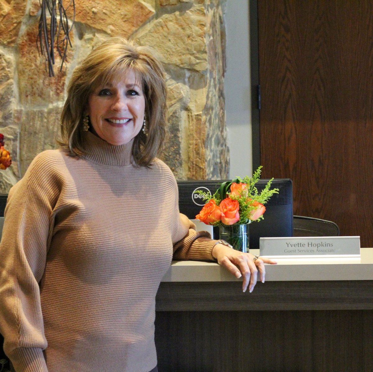 Hope_Center's tweet photo. After 4 dedicated years of selfless service, Guest Services Lead Yvette Hopkins has retired. Thank you for your hardwork serving our guests and tenants over the years, Yvette! #SelflessServant #TheHopeCenter #Nonprofit #Christian https://t.co/tBvf3TUhHe