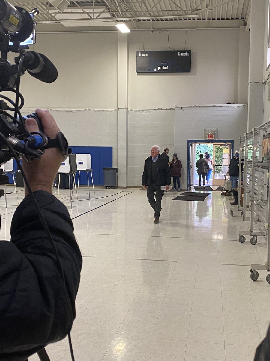 Lauren Artino tweet media