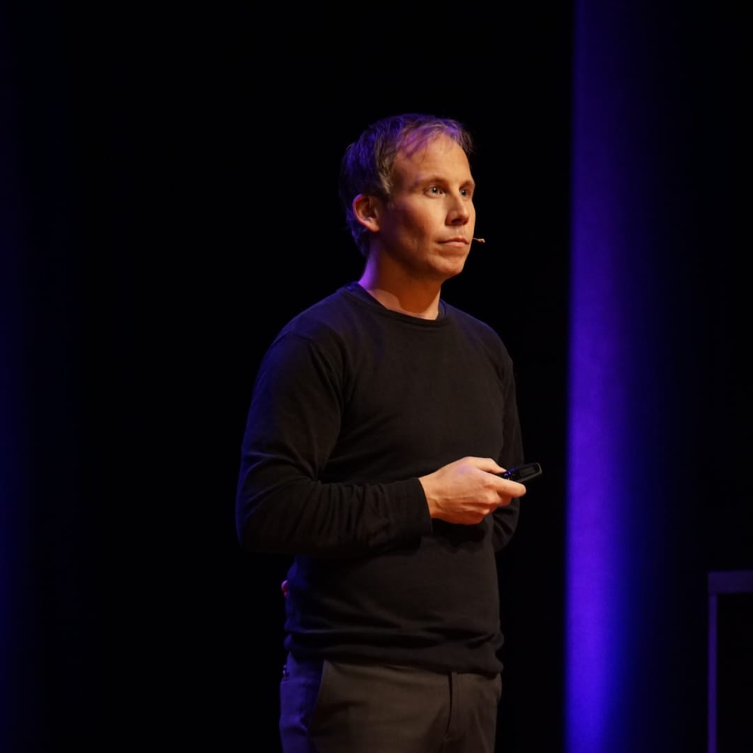 How does the future of our planet, farmers and consumers look like? Erwin van Woudenberg is telling us all about it! 🌏
#TEDxVenlo