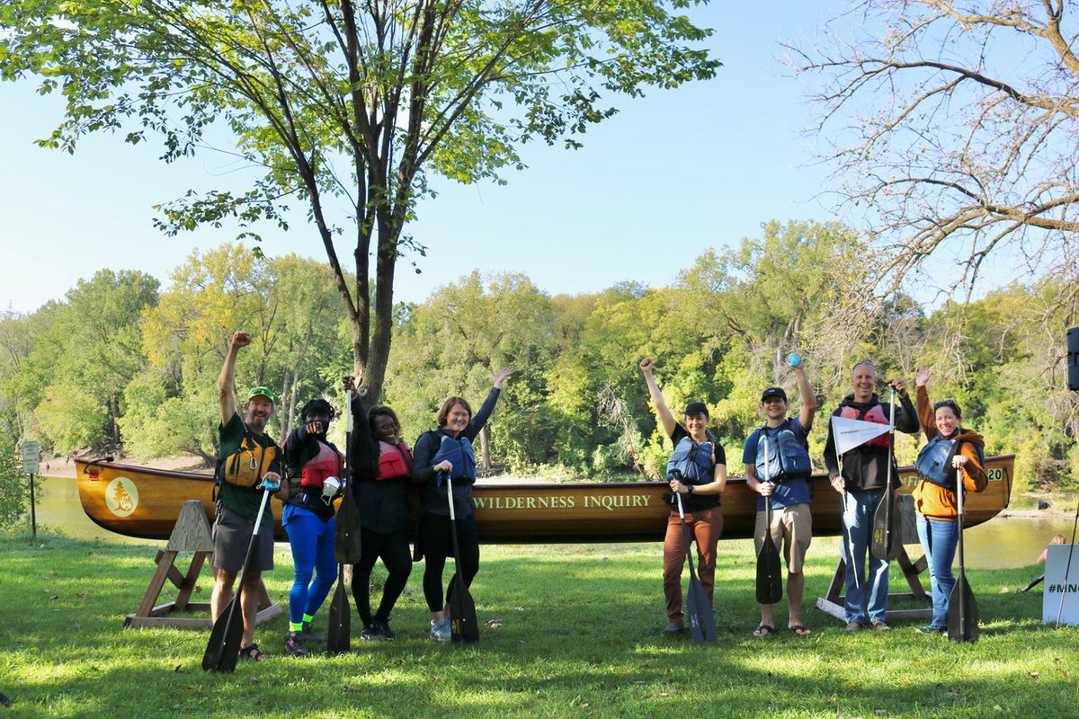 WinnebagoInd's tweet photo. Proud to partner with the @outdoorfnd and @WildernessINQ through Thrive Outside. Our team paddled the Great River Race to raise funds for Canoemobile Minnesota, an outdoor education program that engages 15,000 youth annually. #BeGreatOutdoors #CommunityGO https://t.co/IdsebUxJDq https://t.co/0bcXVwCV8Q