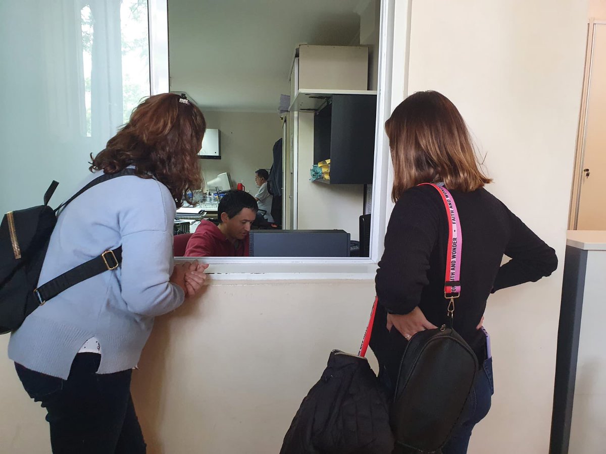 La campaña también pasa por acompañar a las y los vecinos en sus reclamos.
👉 Trabajamos y acompañamos el reclamo de los vecinos del barrio Cooperación II,  sobre el presupuesto participativo que obtuvieron en el año 2019. 
✅ Queremos dar con la solución a los problemas locales.