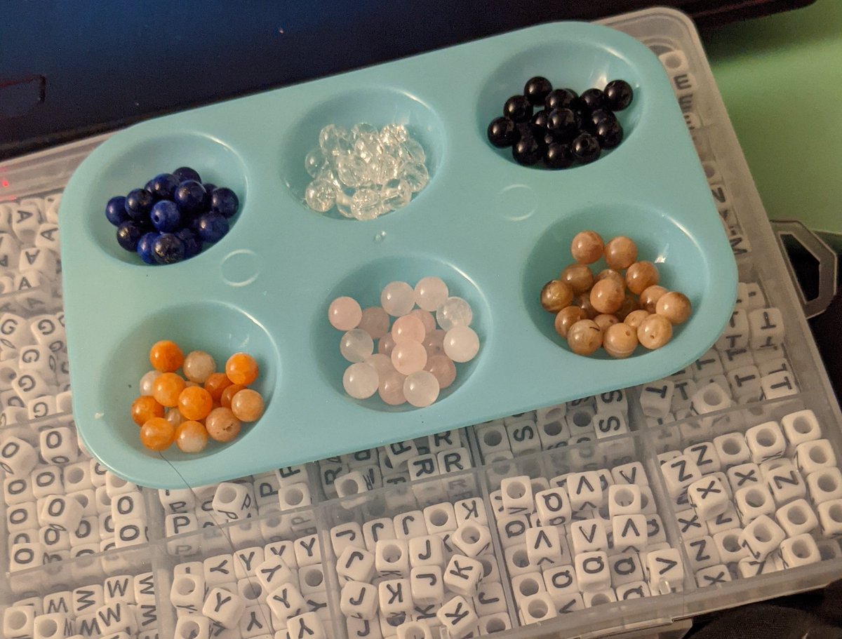 reginns_forge's tweet photo. another day, another order!
#smallbusiness #queermade #queerowned #queerbusiness #transowned #redfordbusiness #handmade #handmadejewelry #handmadewithlove #bracelets #gemstones #gemstonebracelets #crystals #crystalbracelets #reginnsforge #queer #lgbt #lgbtq #lgbtqia #gay #trans https://t.co/B6KyPlJc2w