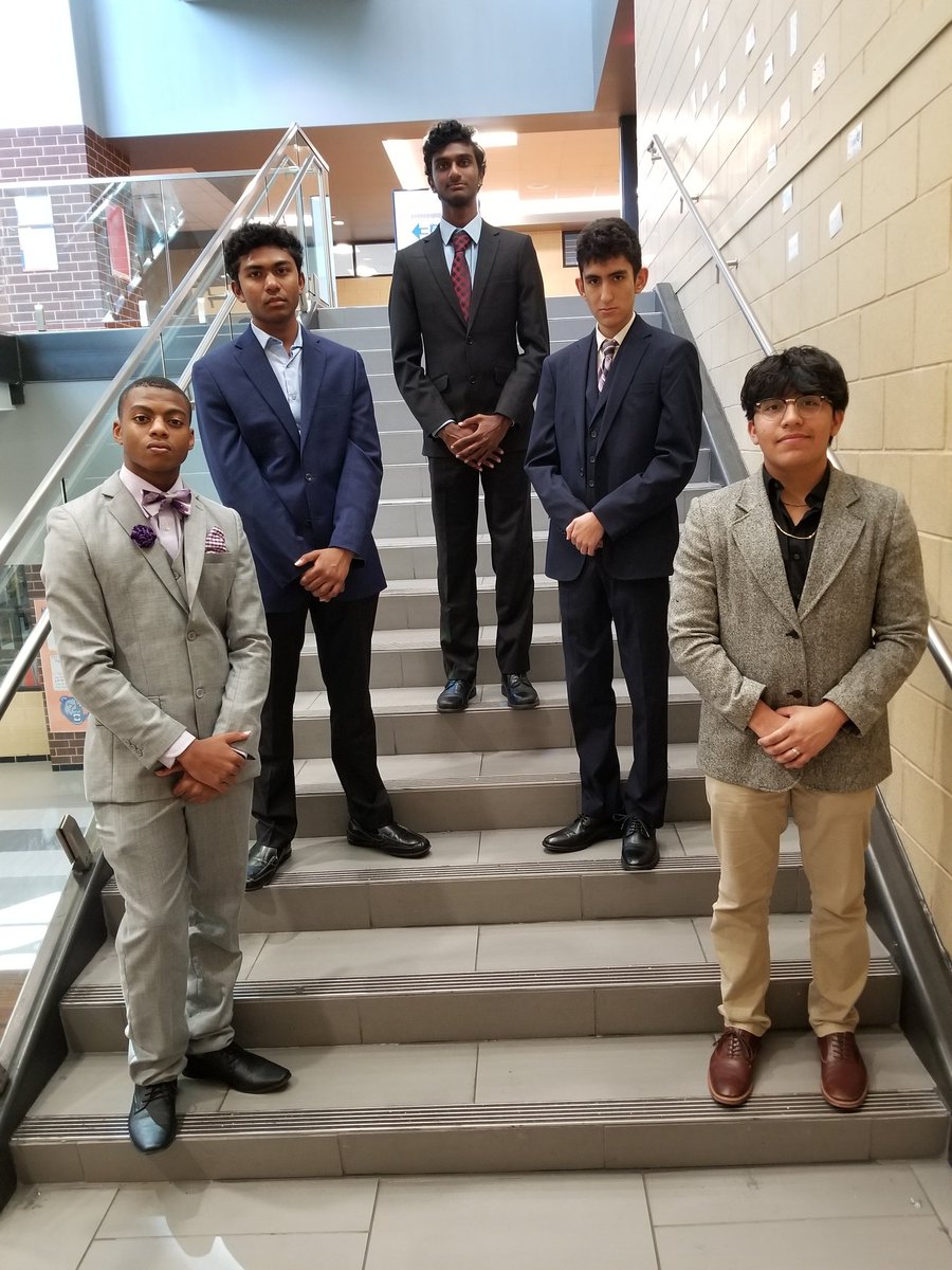 CapnBulloch's tweet photo. @KleinCain Speech &amp; Debate doesn't just win stuff. They style and profile while they do it. 😎 #LD #Policy #CX #WeMakeThisLookGood #KleinISD @KleinISD https://t.co/Y6cIaLRIX2
