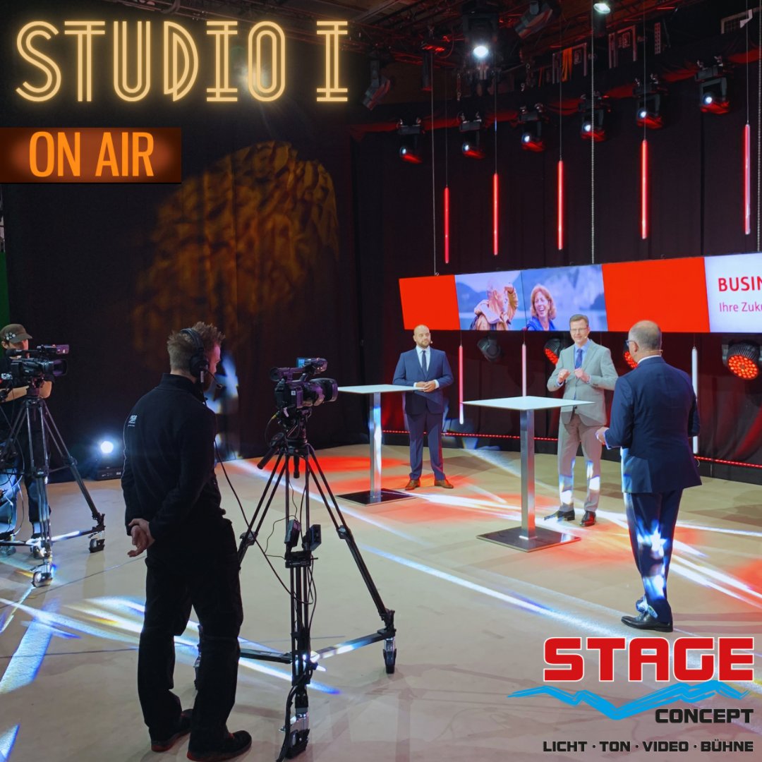 StageConcept's tweet photo. Das Studio I ist auf Sendung. Wir sind weiterhin vorbereitet für jede Situation. Stream, Hybrid- oder eine reine Präsenzveranstaltung sind für uns kein Problem, und jederzeit durchführbar.
3,2,1 und Action!

#stageconcept #liveausdemstudio  #321action #andtheoscargoesto https://t.co/8Ihxs3h1eI