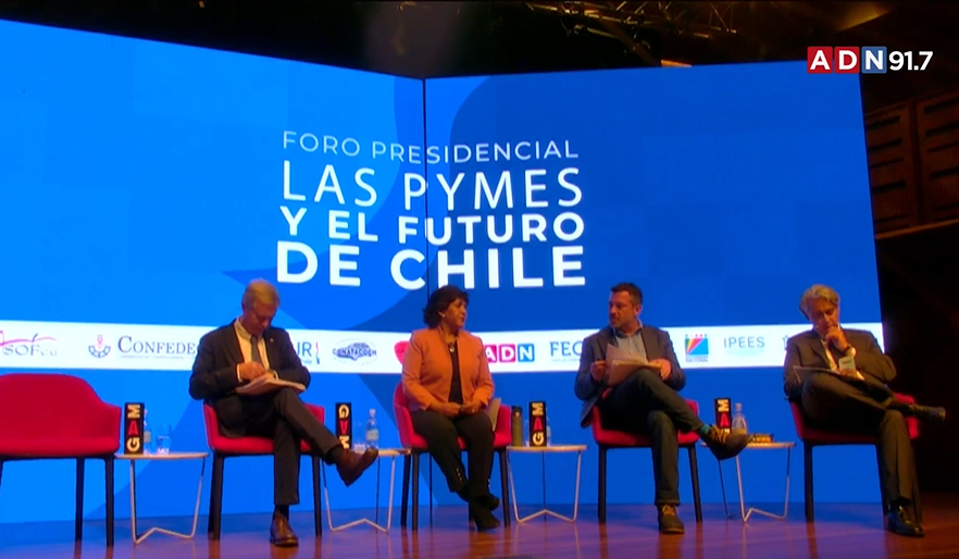 pridemocrata's tweet photo. 🎙️Sintoniza desde el minuto 15:00 en adelante el #ForoPresidencialPymes que se efectuó esta mañana, con la presencia de nuestro candidato @sebastiansichel 🟡 y los demás aspirantes a la banda tricolor
#DebatePyme
https://t.co/uQpSolwSrU https://t.co/nG57n85EBN