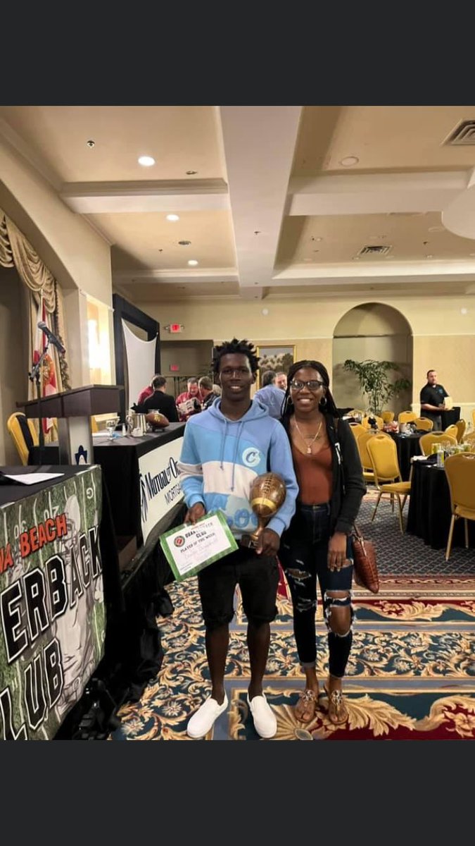 PFitzB's tweet photo. 🌊🦀
Congratz to @DimitriCampbel7 being awarded @daytona_club Player of the Week. Well deserved and the Club informed us that they @datkideli2 are the first brothers to earn the award in same year! 
Guest speaker was Marvin Lewis Sr

“Us and We, not I and Me”

@@Seabreeze_FB https://t.co/z62fJpTtni
