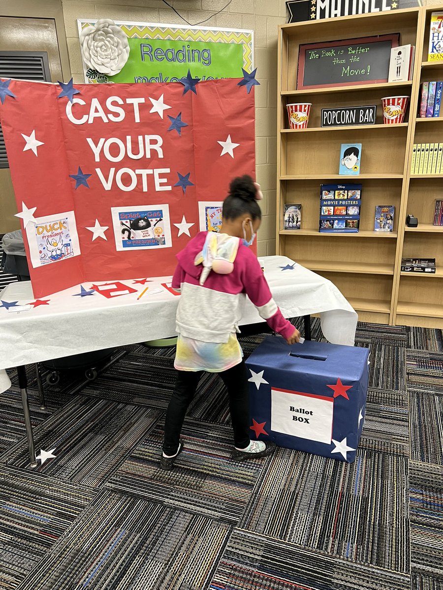 bryantsdb's tweet photo. Election Day and the students at J A Fair are performing their Civic Duty! https://t.co/QIAnWQ7GSo