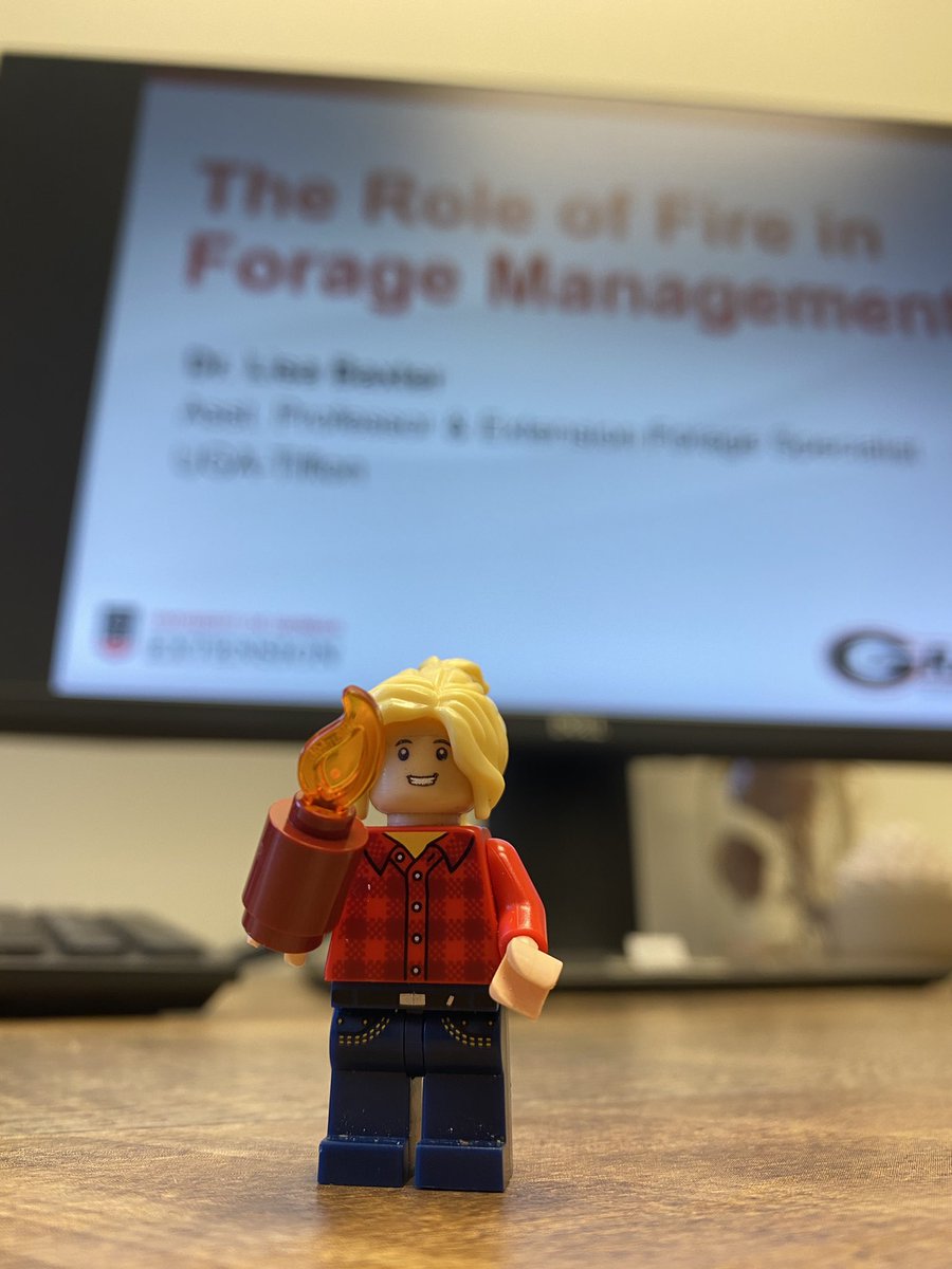 LegoForages's tweet photo. Thanks to the NW #UGAExtension agents for inviting us to talk about using #fire in #forage management (and an excuse to play with our #lego fire pieces)!
#NeedAnAdult #ExtensionAtADistance https://t.co/G4Wtio6Ppn