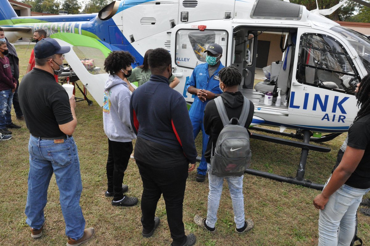 PSRCcte's tweet photo. A special thank you to Cape Fear Valley Flight Team (Life Valley Air) for the Landing Zone class. https://t.co/3H4dco5Z2Q