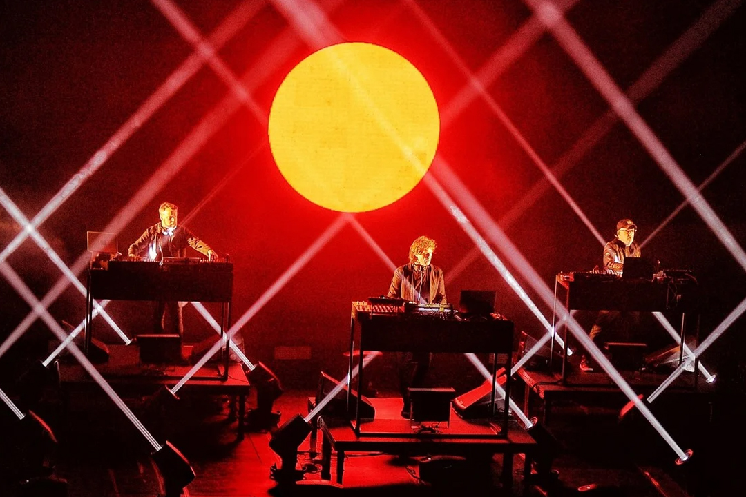 ClayPakyNews's tweet image. Claypaky #SharpyPlus Fixtures Help House DJ Hernán Cattáneo Make “Future Memories” in Buenos Aires Live Show. LD by Sergio Lacroix. Read more: cutt.ly/SharpyPlus_Fut…
#Claypaky #IgniteYourShow @MacaioArgentina