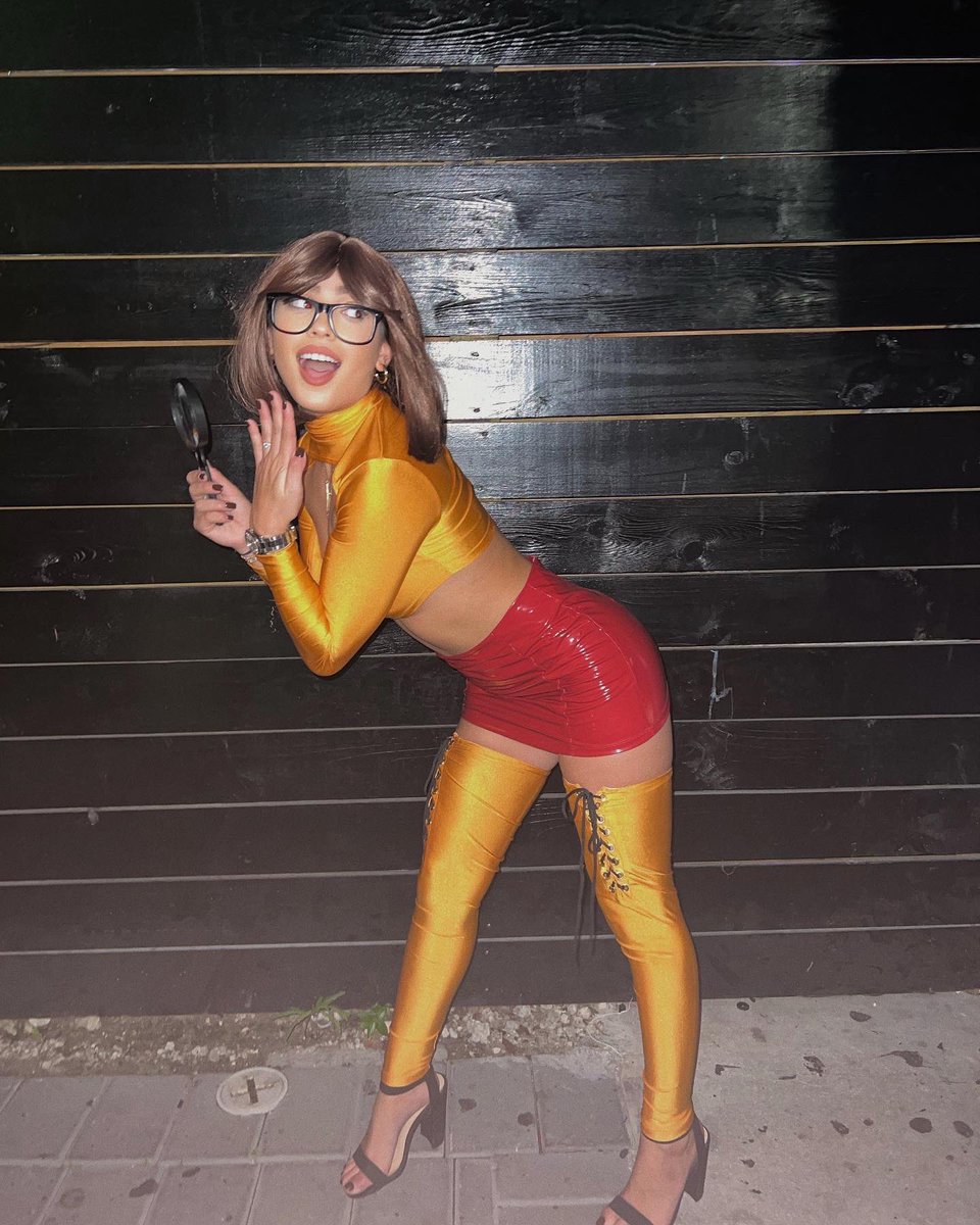 __nicolerayon's tweet photo. Another Halloween post cause I’m not over it 🔎 https://t.co/g7qdQTts2x