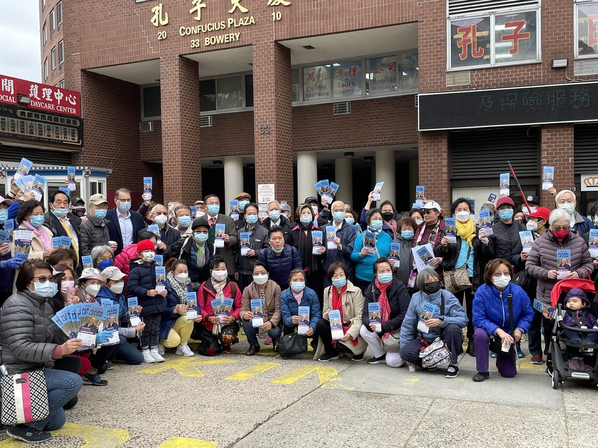 LevineDowntown's tweet photo. Hey Chinatown 👋 we love you. https://t.co/ya2VWuC6N1