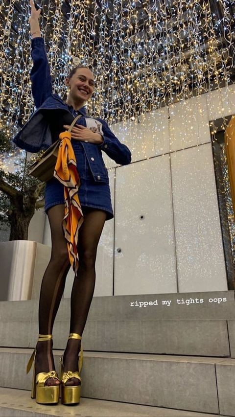 devonscore's tweet image. oops...