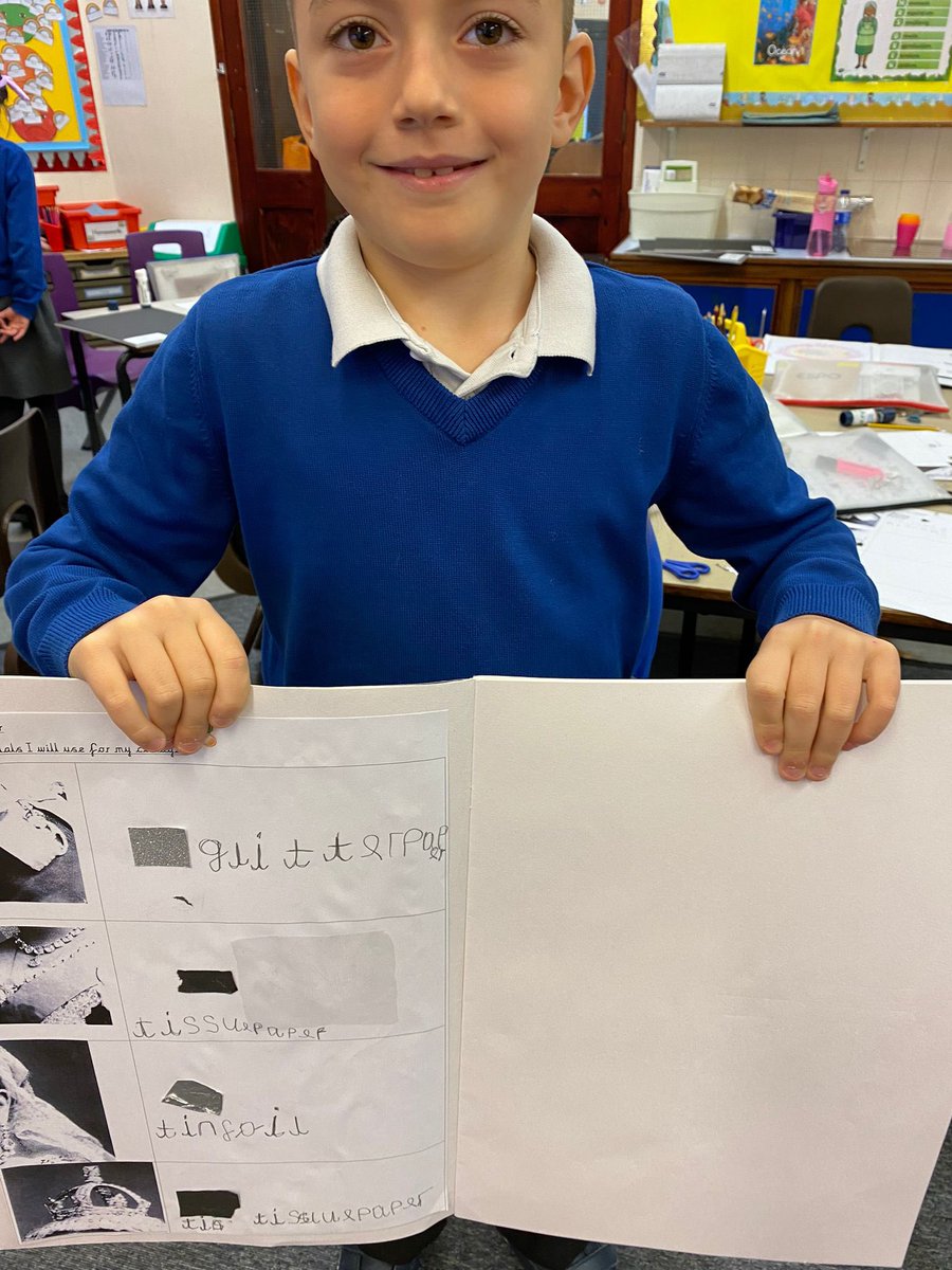 Fosse_TMET's tweet photo. Year 2 selected the most suitable material for their Queen Victoria Collage. #FMArt #FMcreativity #FMyear2 https://t.co/EVUsJzmNvf
