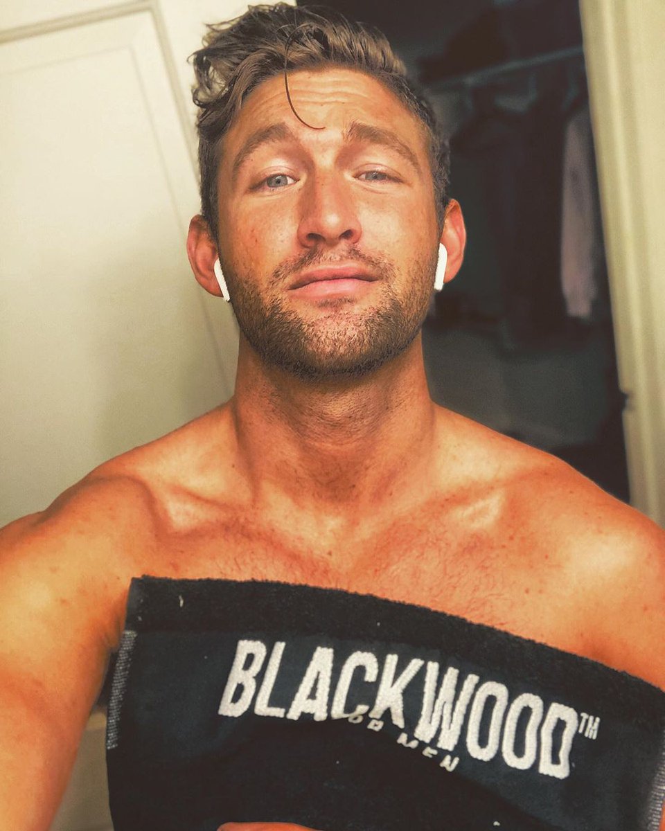 Blackwoodformen's tweet image. Looking to kickstart your workout recovery? 🏋🏻‍♂️ We've got you covered with our natural #BotanicalBoosts 🌿 💪
#CleanseRestoreProtect 💦🛠🛡
📷: @cthorn