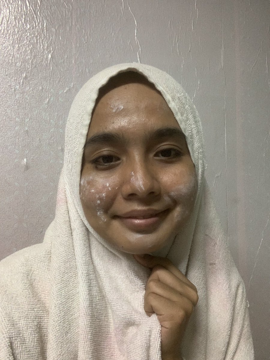 iimanadln's tweet photo. Dah ber #IClayYou ke??

Yes i guna PSACM as spot treatment https://t.co/mSevGzz1Ic