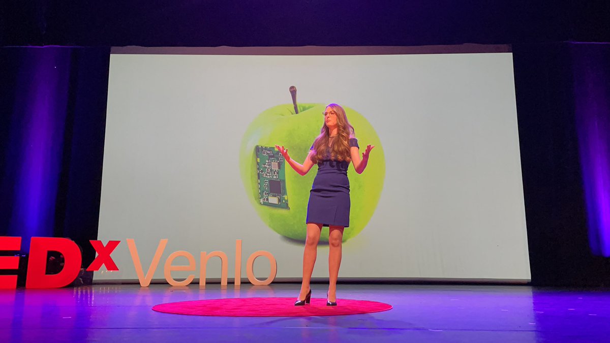 Zonnestraaltjes's tweet photo. Privacy is Progress.
Invest in human sanity #HS instead of artificial intelligence #AI.
Less personal data collection will bring more competition, more innovation, more progress and more humanity
Daphne Muller @Nextclouders
@TEDxVenlo #poppingbubbles #tedxvenlo #Venlo #Limburg https://t.co/mwGy1wM1EJ