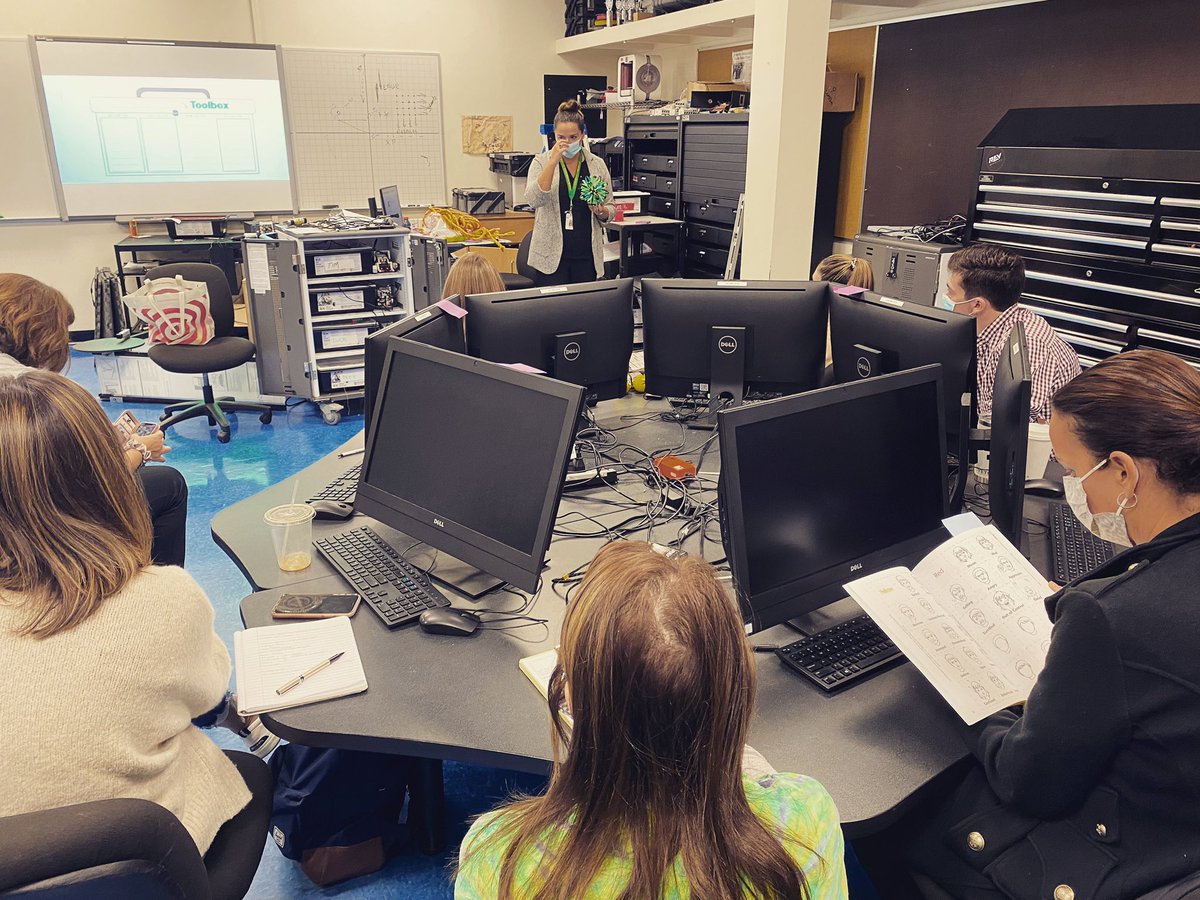LBK Teacher Center tweet media