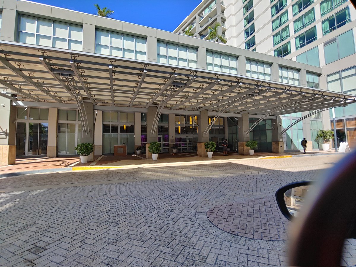 jillern's tweet photo. #ashe2021 Driving by the Sheraton entrance. https://t.co/Z1dSCJN4h6
