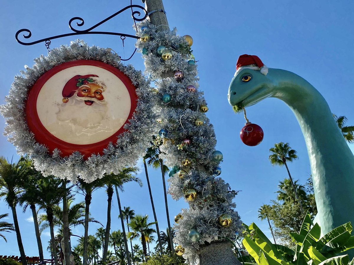 WDWNT's tweet photo. SANTA GERTIE IS CELEBRATING 50 YEARS OF THE MOST MAGICAL PLACE ON EARTH! https://t.co/RQ0YDAd35Q