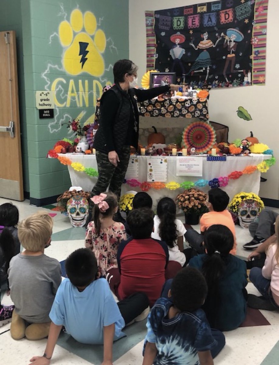 Kym_Mill3r's tweet photo. My students and I are learning all about Día de los Muertos. @SugarloafRoar https://t.co/ayzKe9Xx23