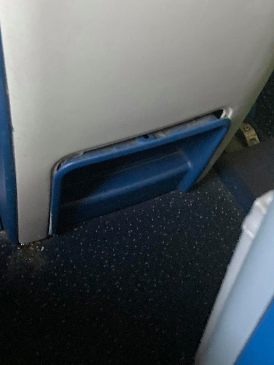 anderte188's tweet photo. Everyone should fly #Delta.  They can charge you over 20k for an international ticket and then award you a measly 75k miles as a Diamond status holder.  Plus you can fly on an aircraft that is falling  apart inside.  I hope the rivet mechanics aren't the same as the screwdrivers https://t.co/4wLZ1K0E0o