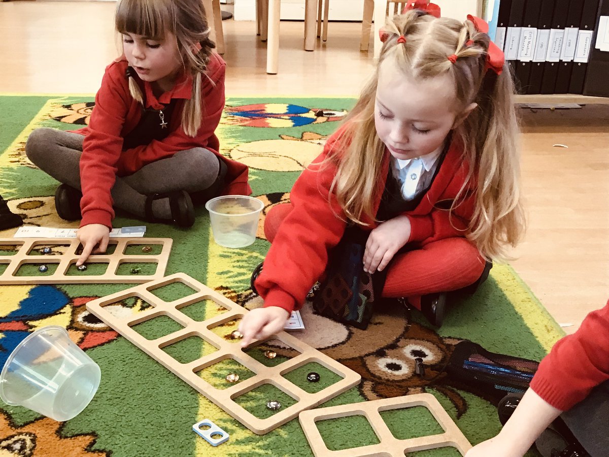 Robins_HMCS's tweet photo. Today our fabulous Reception Robins have been exploring the ‘twoness’ of two #MathsMastery #Two #EYFS @Garbett_HMCS @HMC_School @EYTagteam @WhiteRoseMaths https://t.co/VFXMuTcvlO
