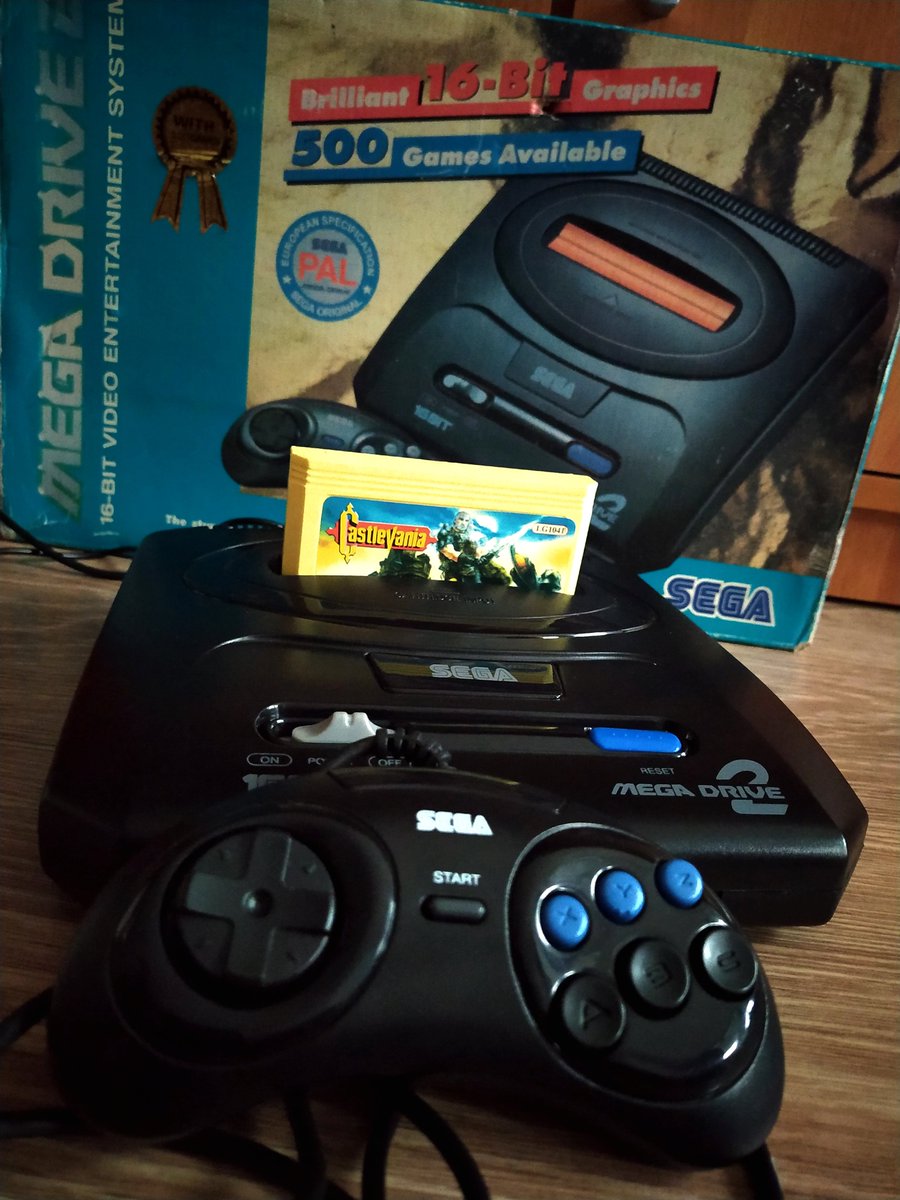 DoomoZoltan's tweet photo. A Famicom mellett a másik igen népszerű sárgakazis koppintás, a Mega Drive 2.
Erre gondoltál @Fercsi05 ? 😀
#famiclone #bootleggames #bootleg #8bit #retrogames #dendy #sega #sárgakazi https://t.co/mBzYUIZYDe