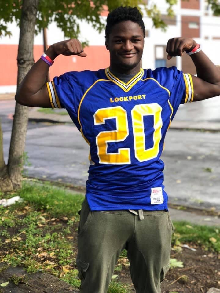 AntwaanH's tweet photo. I’m so proud to say that I’m Now Joining the ECC Kats this spring season thanks coach fish for the talk let’s get to work #SPRINGSEASON @Coach_JFish https://t.co/0hgHgCAtNQ