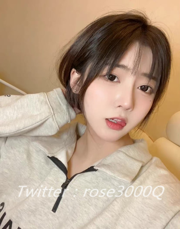 rose3000Q's tweet photo. 我怎麼失憶了 哪位是我寵幸的男朋友舉個手 https://t.co/mL3Mexl1pJ