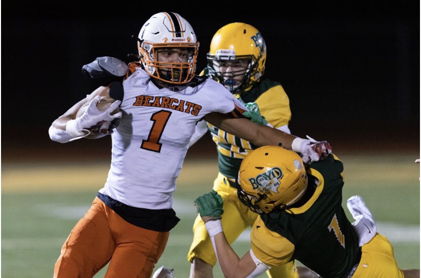 Brandid Sports Players Of Week 10

Game Changer 🎮
<a href="/_SethDavis21/">Seth Davis</a> - <a href="/Katyfootball/">Katy Football</a> 

Big Stepper 👣
@itoniorobinson2 - <a href="/FCSPatriots/">Florida Christian School</a>

Sleeper 😴
<a href="/aydon_11/">Aydon“Ice King”Cox</a> - <a href="/ppbearcatblog/">pilotpointbearcats.com</a> 

brandidsports.com/post/brandid-s… 

#Brandid👌🏾 | #ByAnyMeans🥇