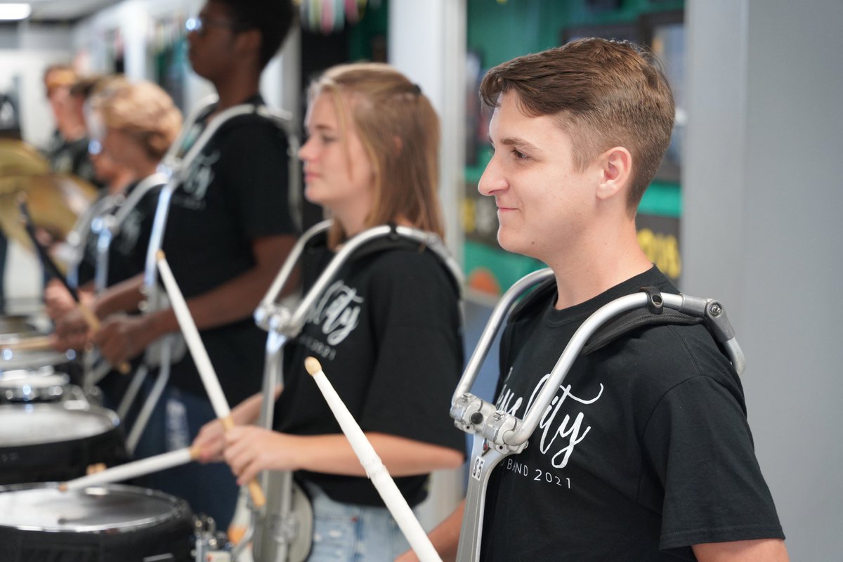 RoyseCityISD's tweet photo. Ruth Cherry Elementary celebrated the end of the first grading period recently with a pep rally! Thank you to the RCHS Drumline for participating! #RCISDJOY @ruthcherryelem #CherryBrave https://t.co/wp0TfptC1q